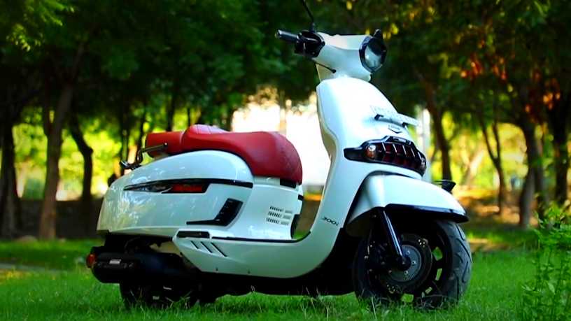 Keeway Sixties 300i